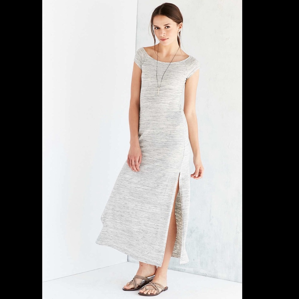 Heathered Off-The-Shoulder Maxi Dress